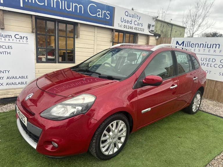 2011 Renault Clio 1.6 VVT Dynamique TomTom 5dr Auto ESTATE PETROL Automatic