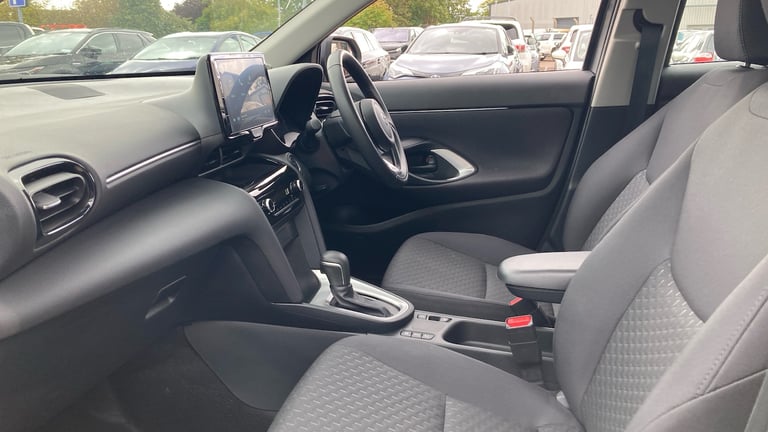 2025 Toyota Yaris Cross 1.5 Hybrid Icon 5dr CVT Hybrid Estate Estate Hybrid Automatic
