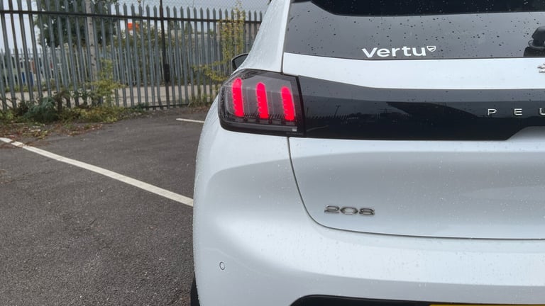 2021 Peugeot 208 1.2 PureTech 100 Allure 5dr Petrol Hatchback Hatchback Petrol Manual