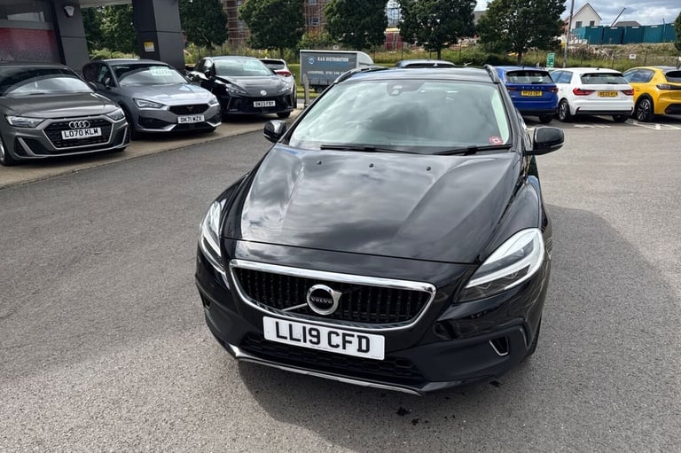 2019 19 VOLVO V40 CROSS COUNTRY 1.5 T3 GPF PRO HATCHBACK 5DR PETROL AUTO EURO 6 