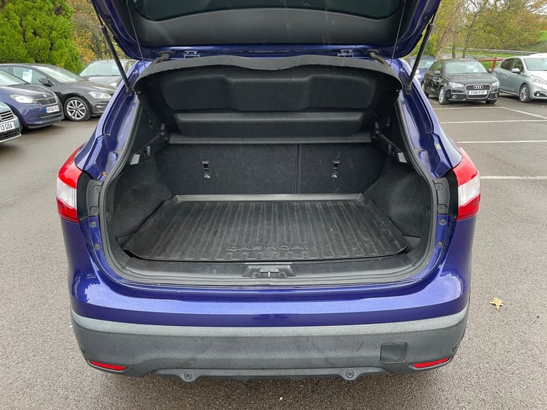 2014 Nissan Qashqai 1.2 DiG-T Acenta Premium 5dr HATCHBACK Petrol Manual