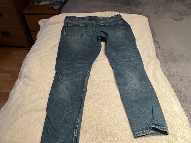 Size 36 waist, 30 length ASOS DESIGN jeans in IMMACULATE CLEAN CONDITION thanks 