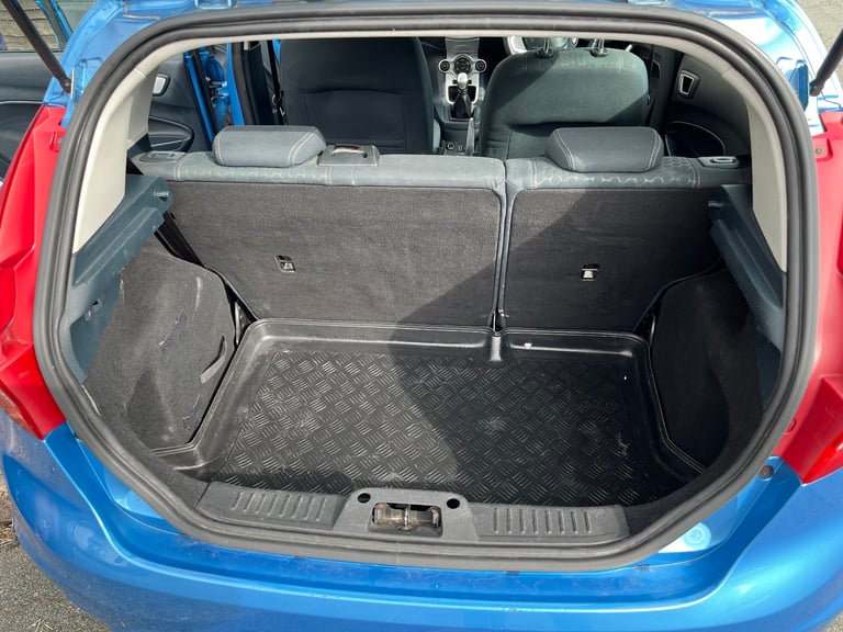 Ford, FIESTA, Hatchback, 2011, Manual, 1242 (cc), 5 doors