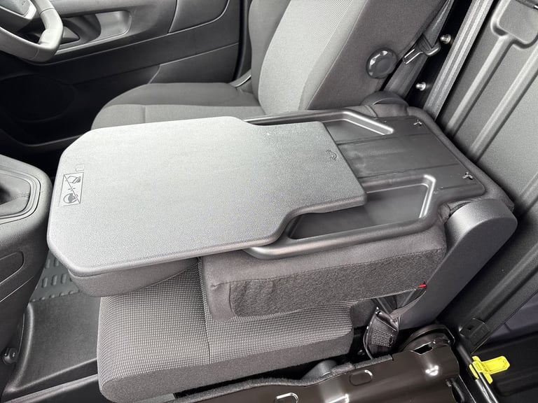 2025 Peugeot Partner 1.5 BlueHDi 100 Professional Van Van Diesel Manual