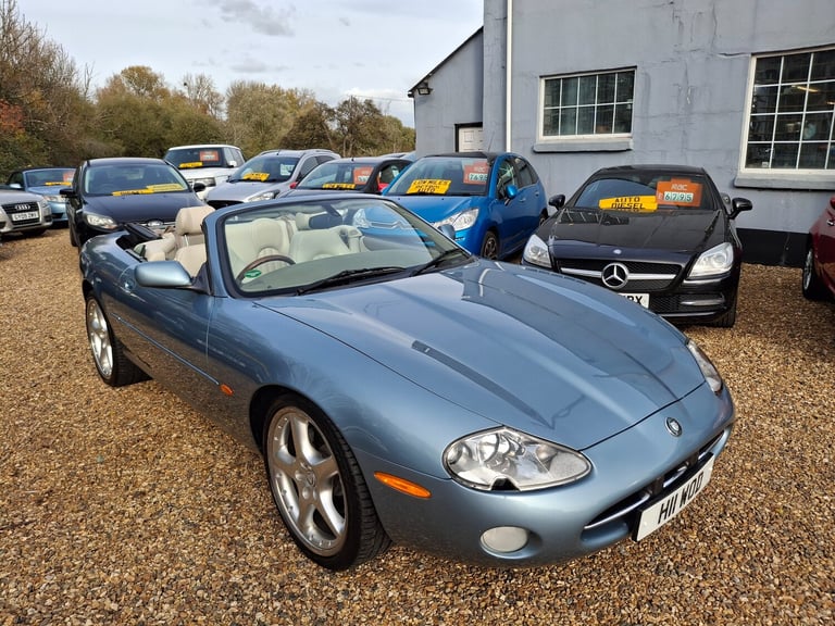 2001 Jaguar XK8 4.0 Convertible 2dr Petrol Automatic (284 g/km  290 bhp)