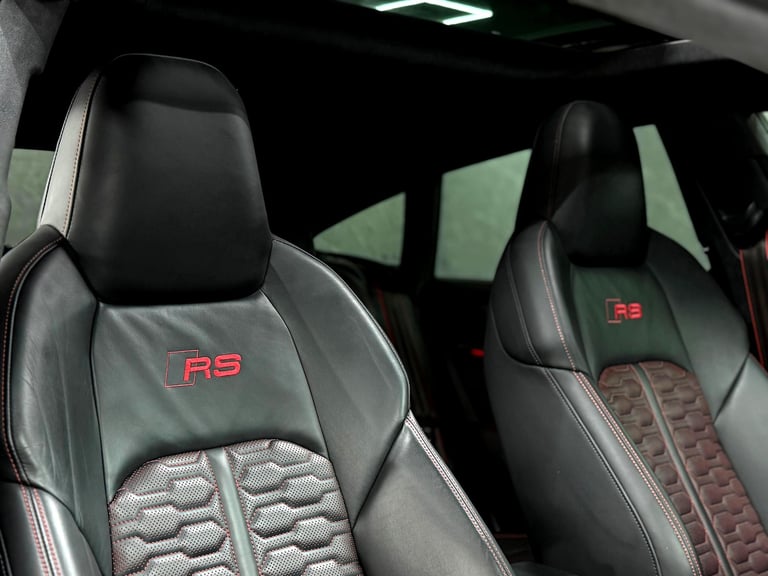 2023 Audi RS7 Performance Carbon Vorsprung 5dr Tiptronic 1 OF 1 VELVET PURPLE HATCHBACK Petrol Se...