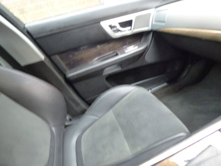 Jaguar XF 3.0d V6 R-Sport 4dr Auto [Start Stop] Diesel