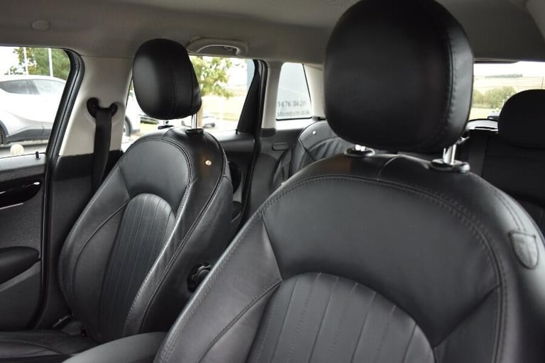 2019 MINI Hatch 1.5 Cooper Exclusive II 5dr Auto HATCHBACK PETROL Automatic