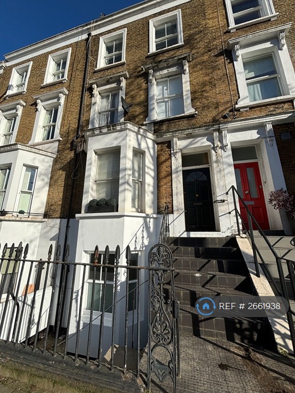 2 bedroom flat in Harwood Road, London, SW6 (2 bed) (#2661938)