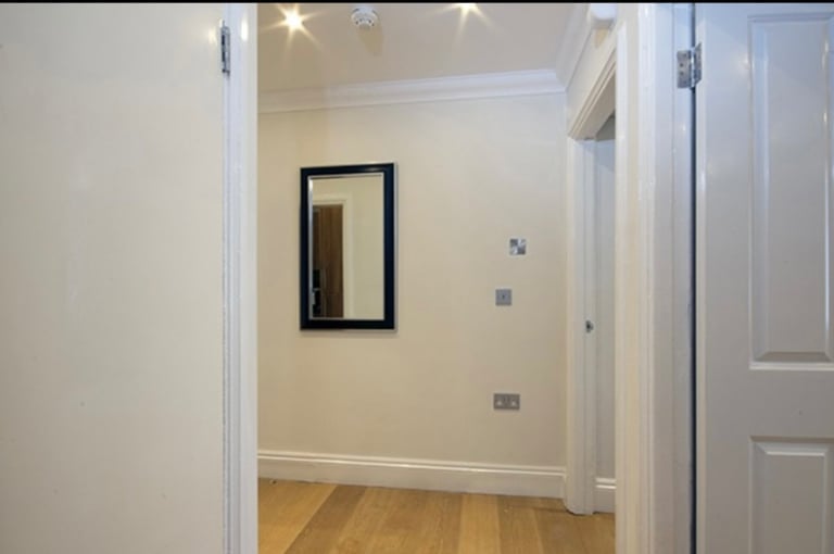 Bayswater - W2 One Bedroom Apartment Short Term Lets £1827 per week 