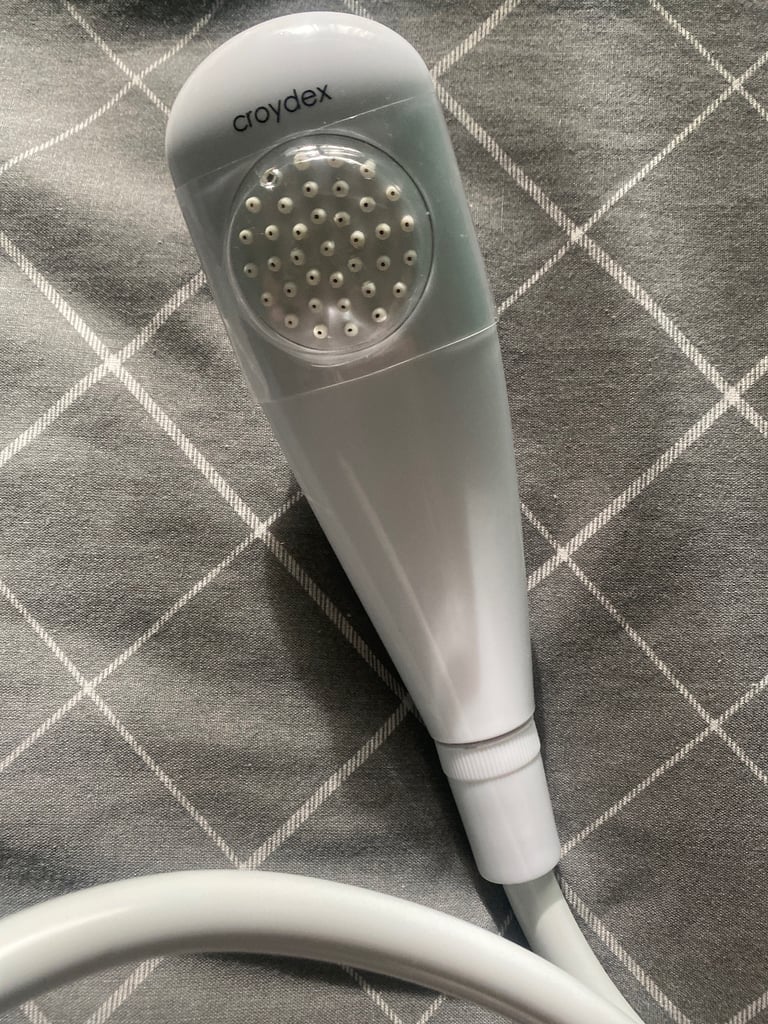 Croydex Secura-Safe Shower Spray Set, New in White. 
