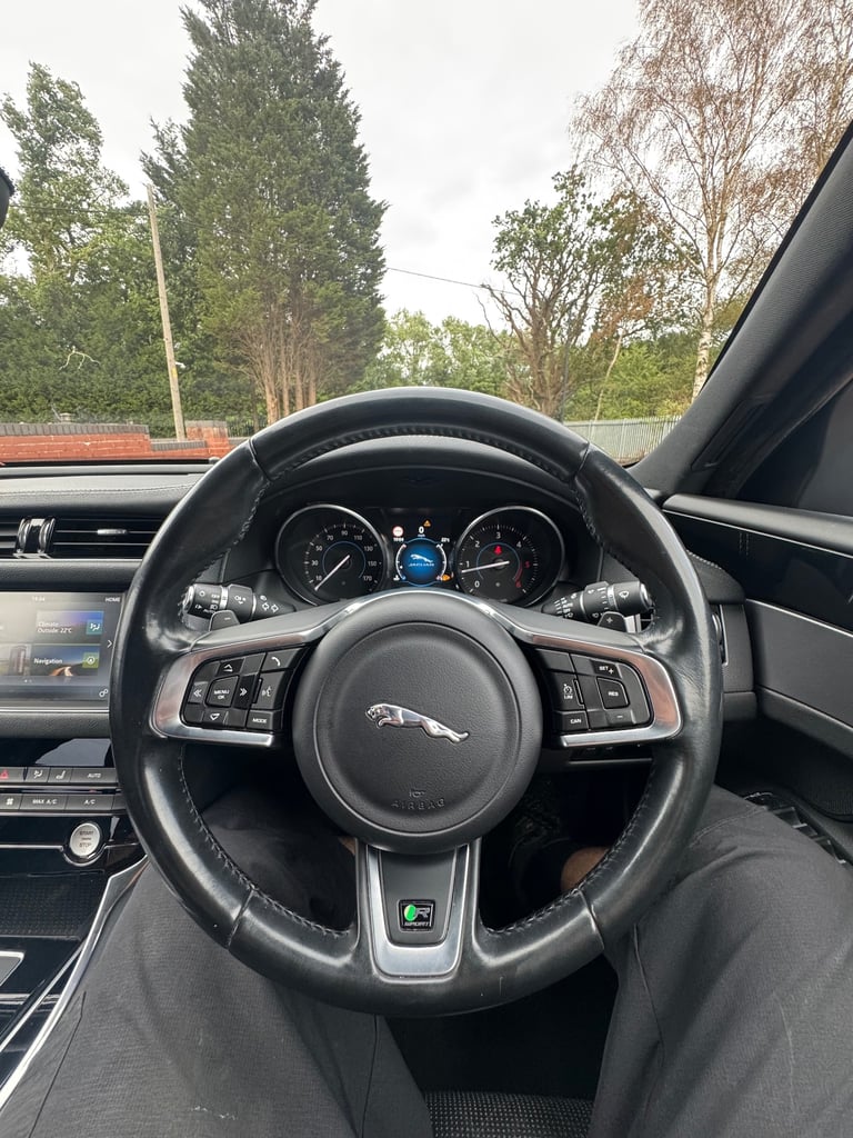 2016 Jaguar XF 2.0d [180] R-Sport 4dr Auto SALOON Diesel Automatic