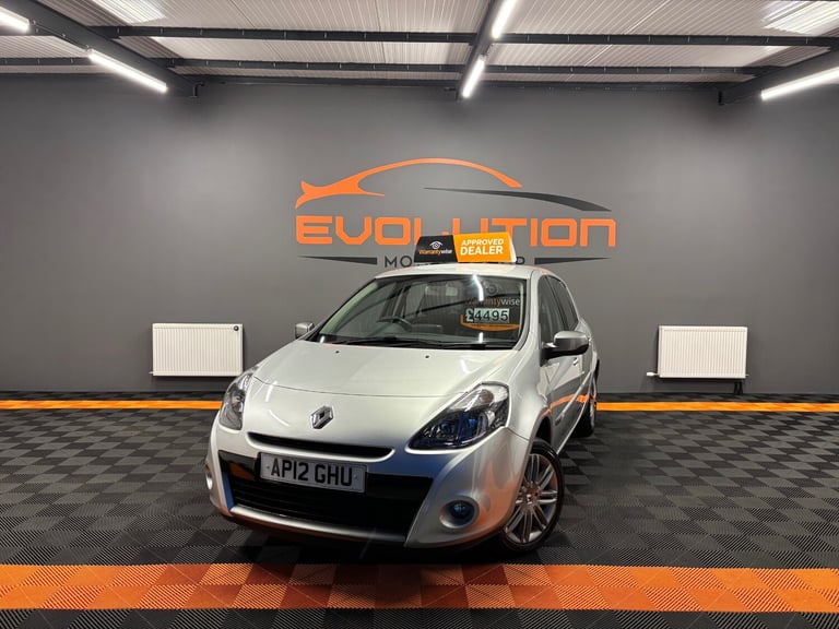 image for 2012 Renault Clio 1.2 16V Dynamique TomTom 5dr HATCHBACK Petrol Manual