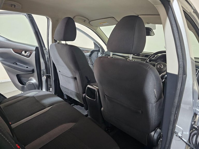 2018 Nissan Qashqai 1.2 DIG-T Acenta XTRON Euro 6 (s/s) 5dr HATCHBACK Petrol Automatic