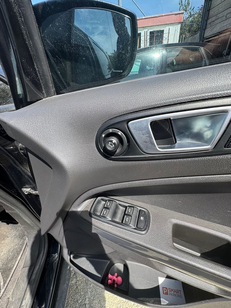 2015 Ford Ecosport 1.0 EcoBoost Zetec 5dr HATCHBACK Petrol Manual