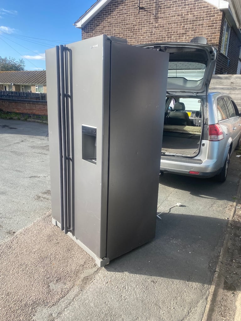 American Fridge Freezer Delivery Available 