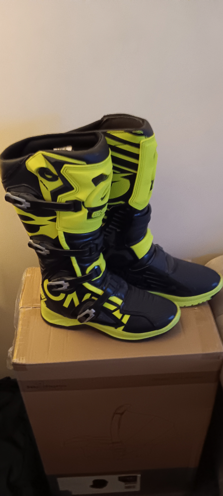 Motocross boots size 9