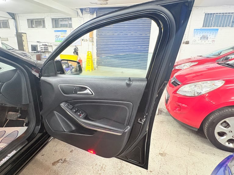 2015 Mercedes-Benz A-Class A200 [2.1] CDI Sport 5dr Auto HATCHBACK Diesel Automatic