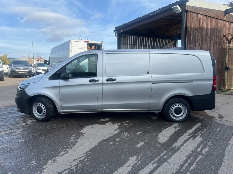 2021 Mercedes-Benz Vito 110CDI Progressive Van PANEL VAN Diesel Manual