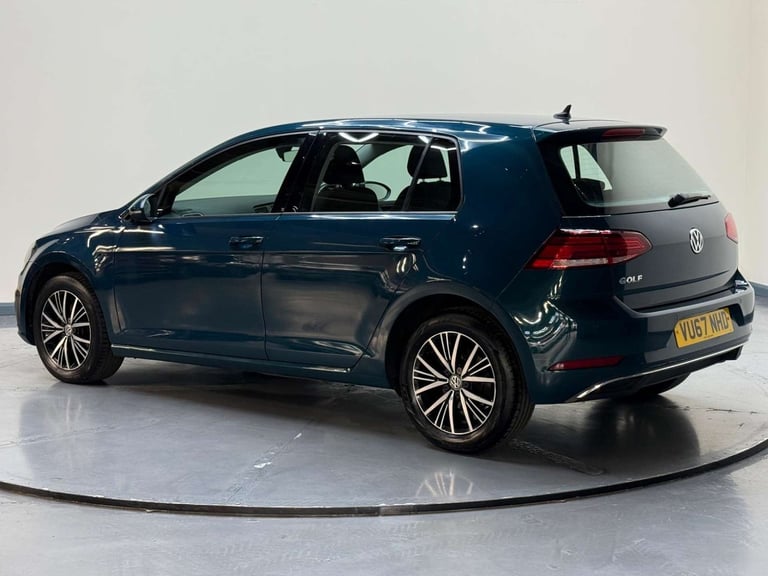 2017 Volkswagen Golf 1.6 TDI BlueMotion Tech SE Nav Euro 6 (s/s) 5dr Hatchback Diesel Manual