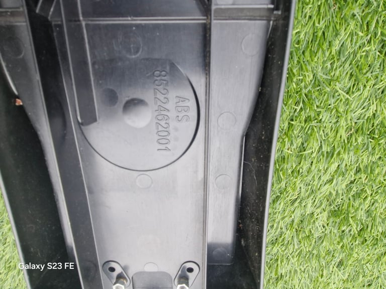 Thule light board needs wiring kit (new)