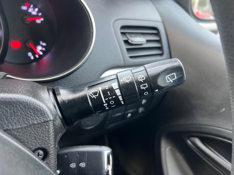 2016 Kia Picanto 1.0 1 Euro 6 5dr HATCHBACK Petrol Manual