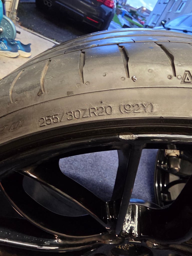 20 Inch BMW Alloy wheels