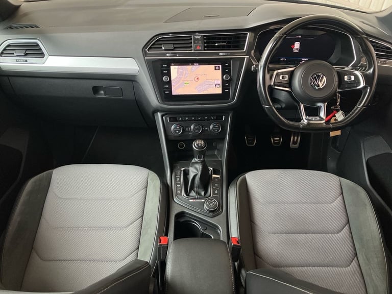 2017 Volkswagen Tiguan 2.0 TDi 150 4Motion R-Line 5dr SUV DIESEL Manual