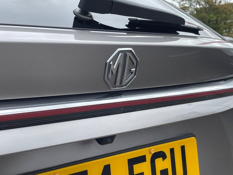 2024 MG MG HS 1.5 T-GDI Trophy Euro 6 (s/s) 5dr ESTATE Petrol Manual