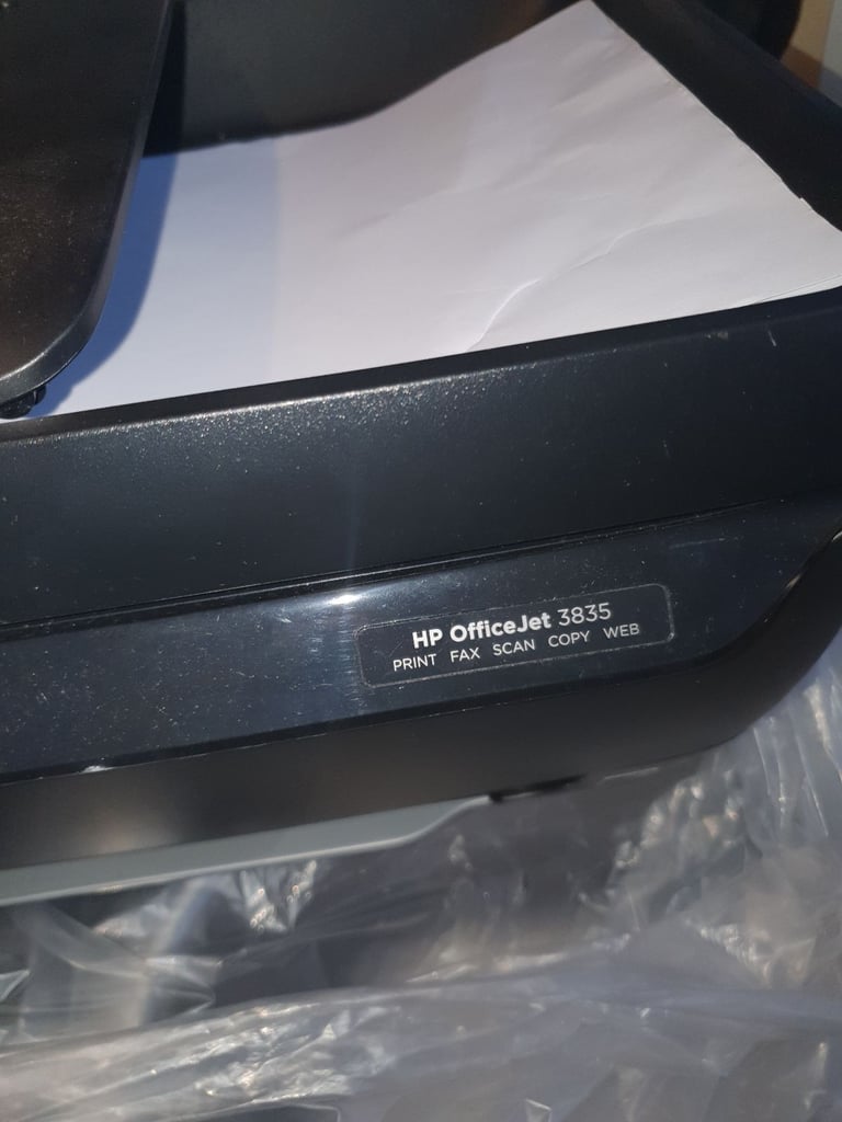 HP Office Inkjet 3835 - Scan , Print , Copy etc But No Idea How it works, Clean With Lead. 