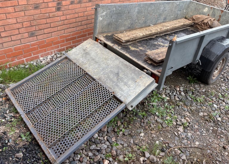 Gardening trailer