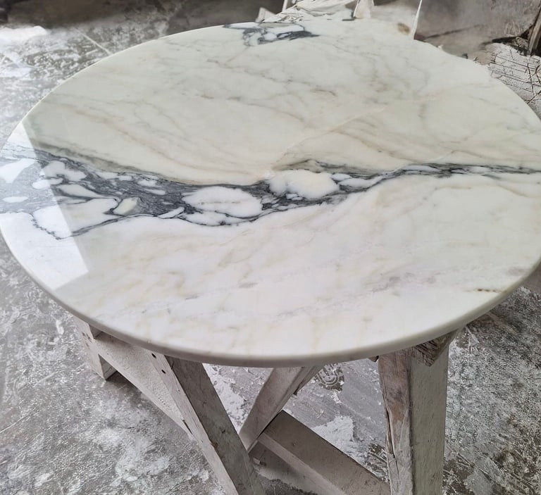 image for Round tabletop marable