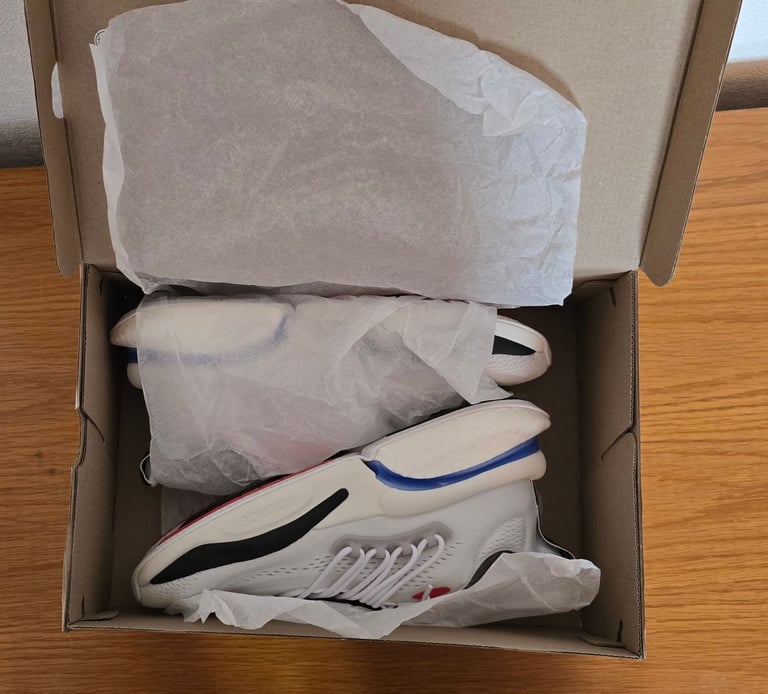 Mens Adidas Alphaboost V1 7.5 - New