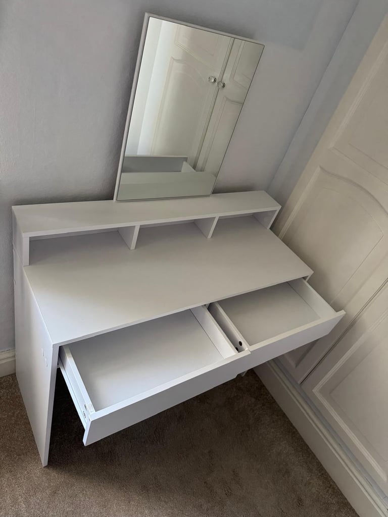 New  VASAGLE Modern Makeup Vanity Dressing Table 
