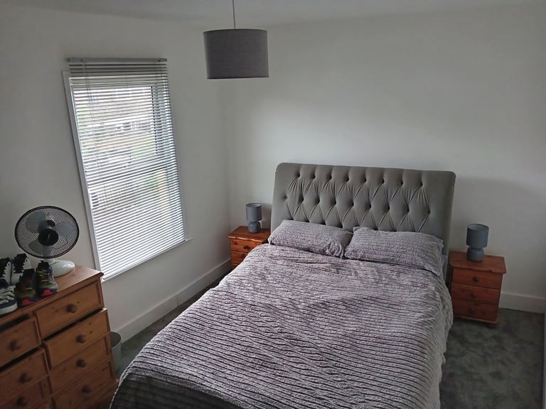 Double Room To Rent