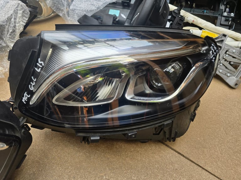 MERCEDES GLC SINGLE HEADLIGHT HEADLAMP XENON LED A2539065401 Breaking Part