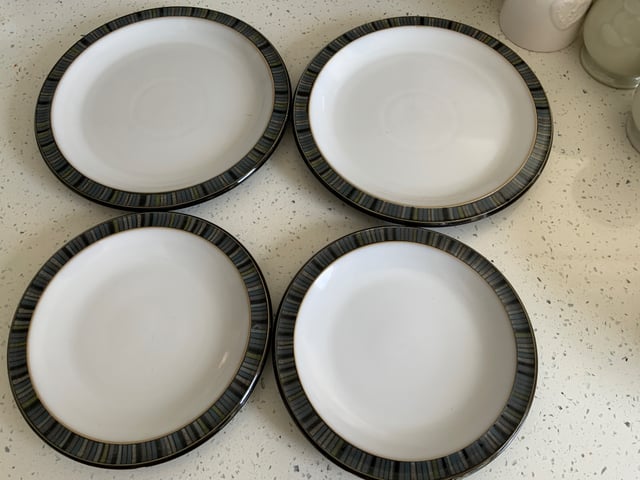 Jet Stripes -Four side plates two of each size. | in Hedge End, Hampshire |  Gumtree