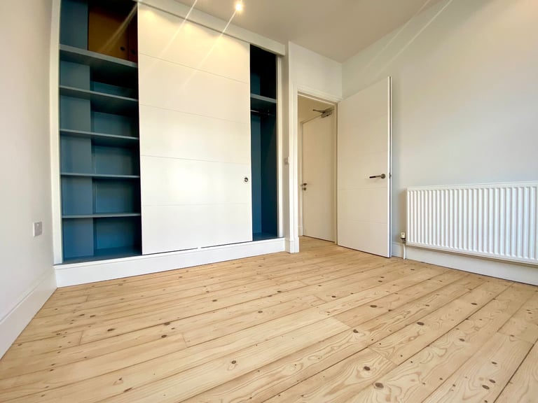 Stunning 2 Bed Garden Apartment - With Private Landlord 