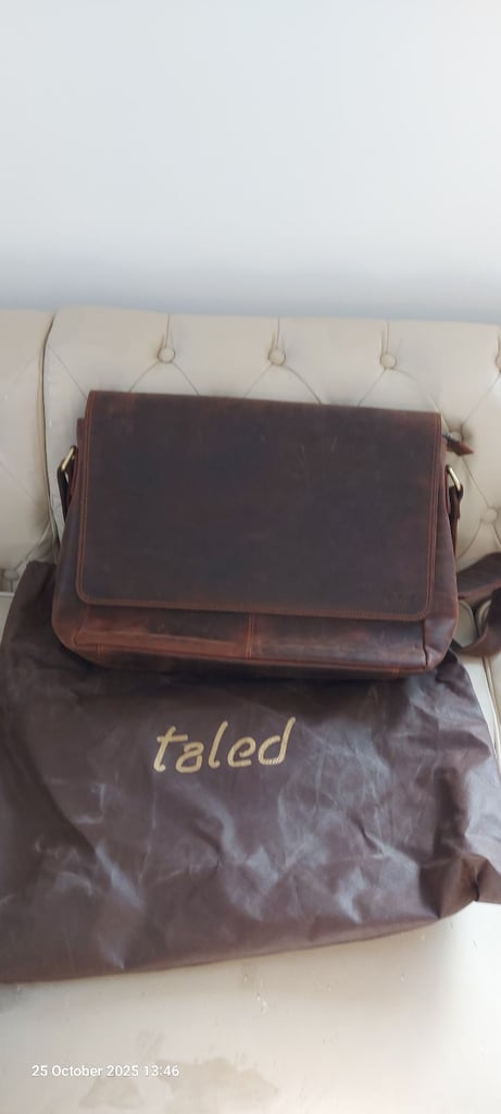 image for Taled Leather Man Bag