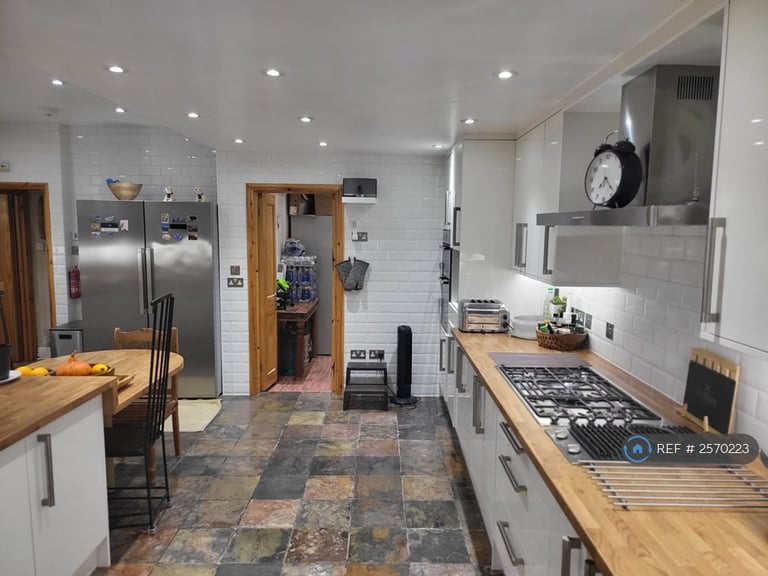 1 bedroom in Ashburnham Gardens, Harrow, HA1 (#2570223)