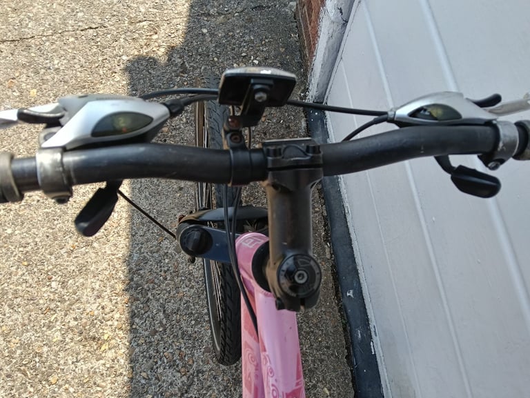 GT avalanche mountain bike, triangle rear frame,many new parts fitted 👍