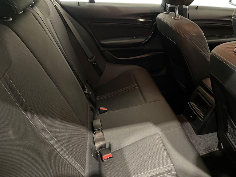 2018 BMW 1 Series 118i [1.5] Sport 5dr [Nav/Servotronic] HATCHBACK PETROL Manual