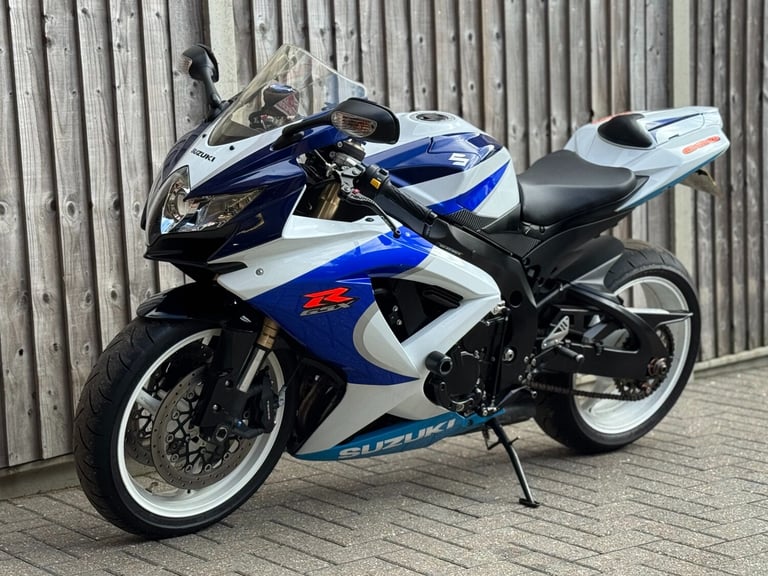 SUZUKI GSXR 600 K9 2011 (60) 25TH ANNIVERSARY EDITION + NUMBER 12/25 MADE TOTAL