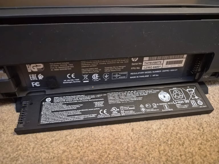 Mobile printer HP Officejet 250 (combined printer and scanner)