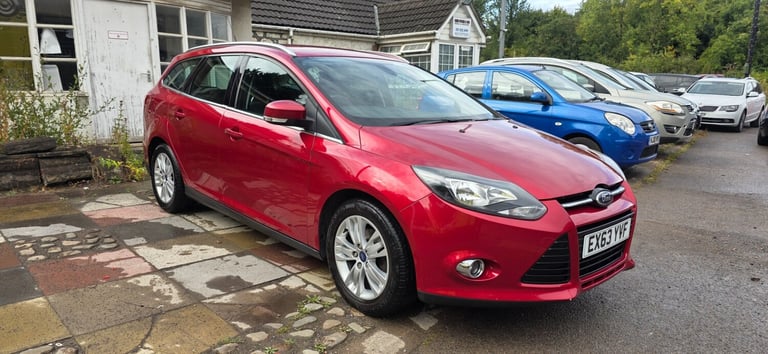 2013 Ford Focus 1.6 125 Titanium Navigator 5dr Powershift ESTATE Petrol Automatic