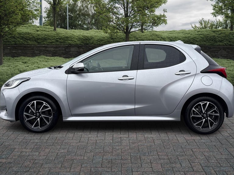 2022 Toyota Yaris 1.5 Hybrid Design 5dr CVT Hatchback Hybrid Automatic