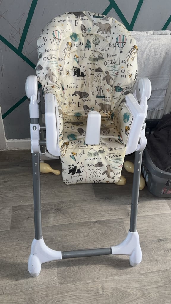 Mama and papa high chair 