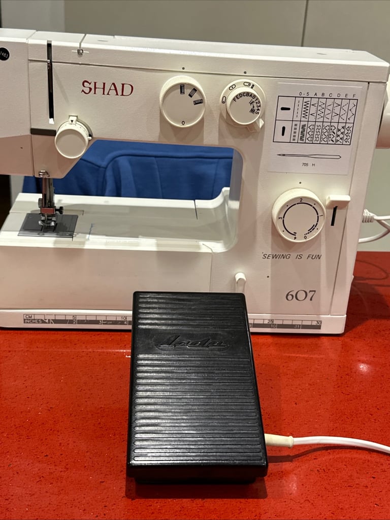 Vintage LADA 607 sewing machine rare