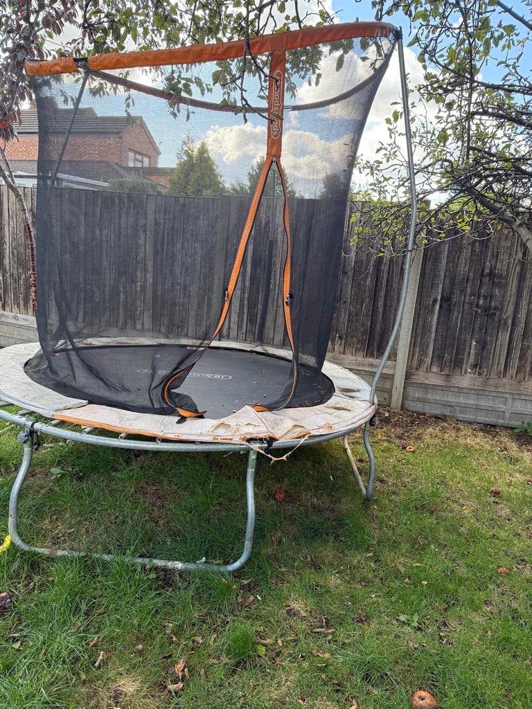 Trampoline 