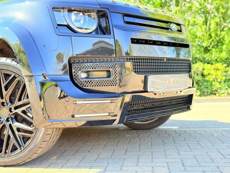 2020 Land Rover Defender 2.0 SD4 SE SUV 5dr Diesel Auto 4WD Euro 6 (s/s) (240 ps) ESTATE Diesel A...